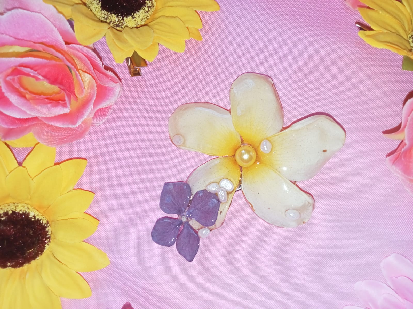 Broche caramelo